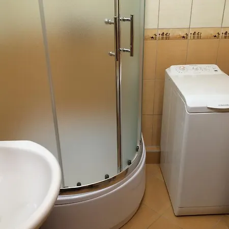 Zeromskiego 10